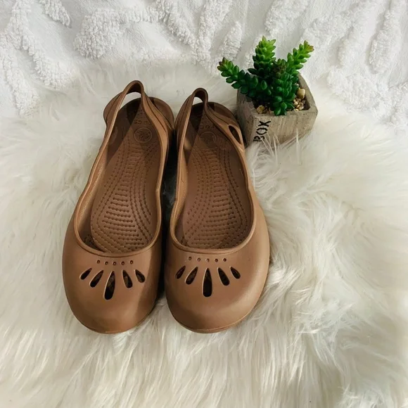 Crocs Women’s - Picture 1 of 4